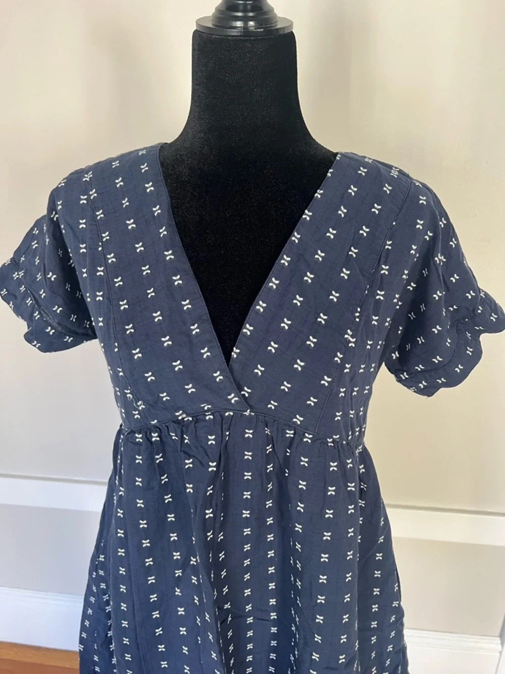 Madewell Dolman Sleeve V-Neck Navy Blue Mini Dress with in Textured Dot Sz Small - Picture 7 of 10